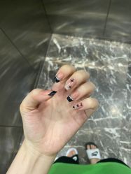 -UGIRL有个美甲