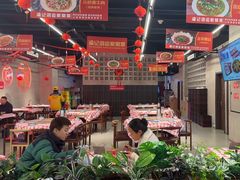 -洪霞餐馆·川菜·鲜货现炒(两江春城店)