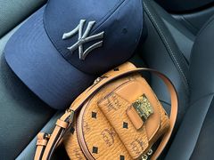 -MCM(比斯特上海购物村店)