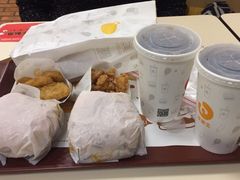 -华莱士·全鸡汉堡(财经学院店)