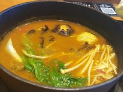及以下任意锅底-呷哺呷哺(隆基泰和店)