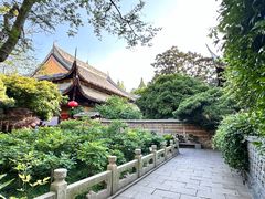 -龙华寺
