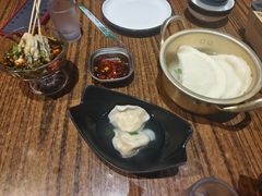 -蚝堡海鲜·威海菜·海肠捞饭·烧烤·亚洲吃蚝公司(幸福门店)