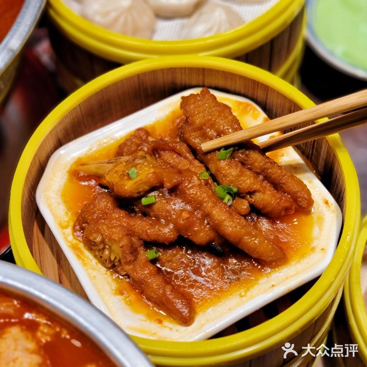 坐穿11号线，就为了来吃这家市井小火锅‼️ 