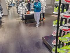 -李宁(大商新玛特店)