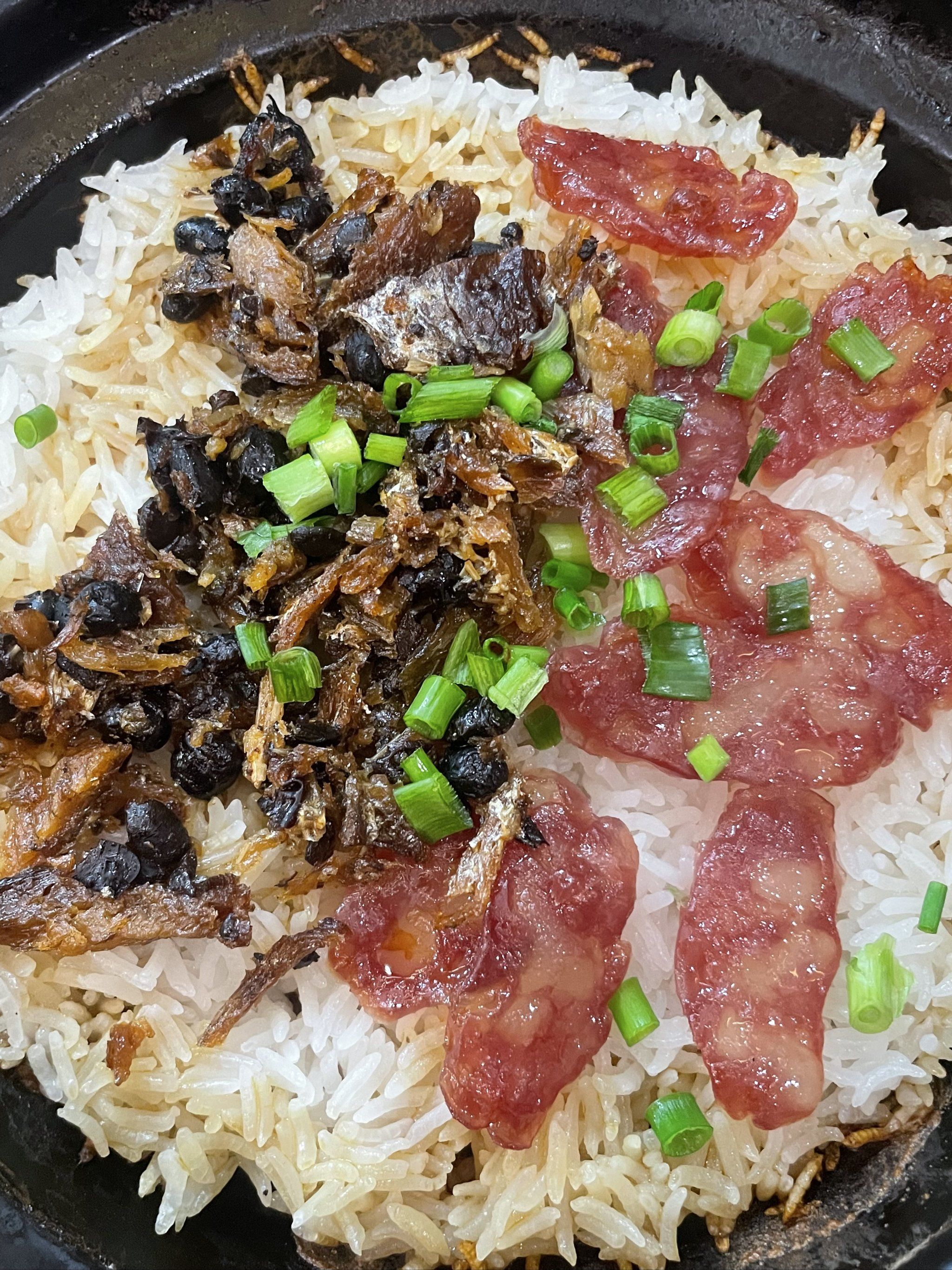 豆豉鲮鱼煲仔饭