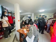 -宝瑞门钉肉饼店