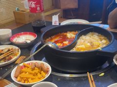 -沸炉重庆老火锅(军事博物馆店)