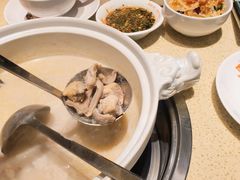 -煲大王猪肚鸡·椰子鸡火锅(红谷滩万达店)