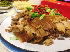 -墨脱石锅椰子鸡•香草鸭•东山羊(大东海店)