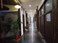 -鸭王烤鸭店(三里河店)