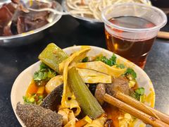 黄喉-邓莽子老火锅(中兴路总店)