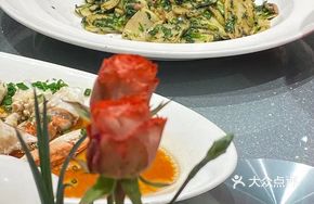 Wild Shepherd's Purse Stir-Fried Rice Cake