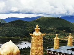-噶丹松赞林寺
