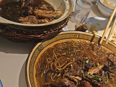 -老码头黑皮肘子锅包肉(赣水路店)