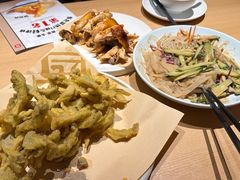 -关东小磨东北菜(上海长风大悦城店)
