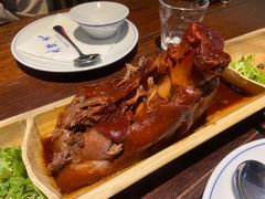 南乳扎烧—带皮肘子-大牌大·传统杭帮菜(湖滨店)