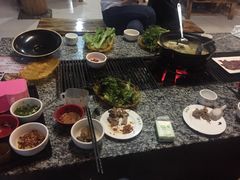 -蘑统田下·野生菌火锅