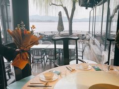 靠窗位-柳莺湖上·湖景餐厅·江南菜(西湖店)