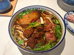 -镇南锅盖面馆(解放路店)