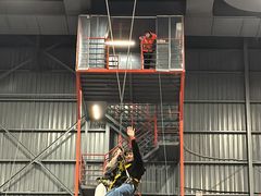 -极限PLAY运动娱乐新世界·团建派对潮玩休闲馆·室内蹦极高空游乐园