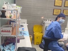 -上海仁爱医院口腔科 · 种植