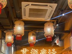 -旧街市鲜货老火锅(大光路店)