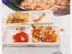 -佰烧海鲜烤肉火锅自助(世茂国际广场店)