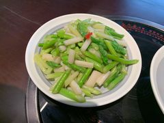 芦笋炒藕带-上名堂·鱼头好吃(体育场路店)