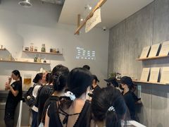 -喜茶(上海打浦桥日月光gelato lab+店)