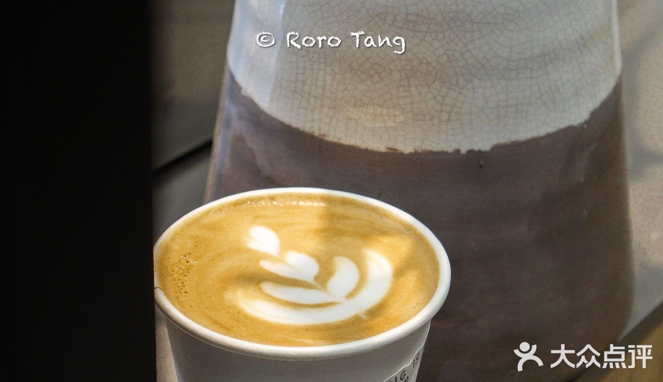 深圳新店｜酷黑工业风和可爱的螃蟹logo