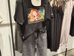 -URBAN REVIVO(上海中庚漫游城店)