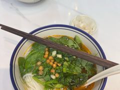 -窄巷口生烫牛肉米线(客村店)