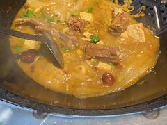 -袁小二大东北铁锅炖(吉祥村总部)