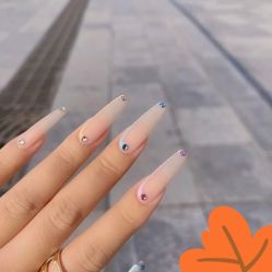 -ZX·美睫设计师汇聚店