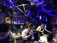 -OZONE 顶楼酒吧(香港丽思卡尔顿酒店)