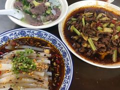-杨三娘跷脚牛肉(羊子山西路店)