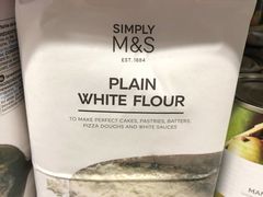 -M&S Food Grand Rex
