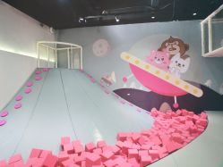 -MINI MARS KIDS CLUB亲子家庭中心(长宁天山店)