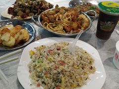 花饭-小民大排档(光谷店)