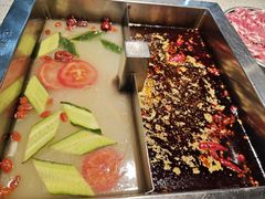 -二荆条·蜀鲜汇城市森林火锅