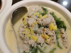 鱼汤鱼滑浸桑叶远-黄但记老店·陈村粉食府