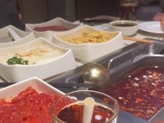 -海底捞火锅鲜切牛肉主题店(长寿路店)