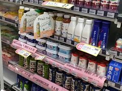 -全家便利店(新闸路二店)