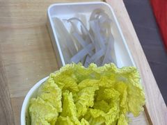 -鲁员外地锅鸡地锅鱼(龙湖江东天街店)