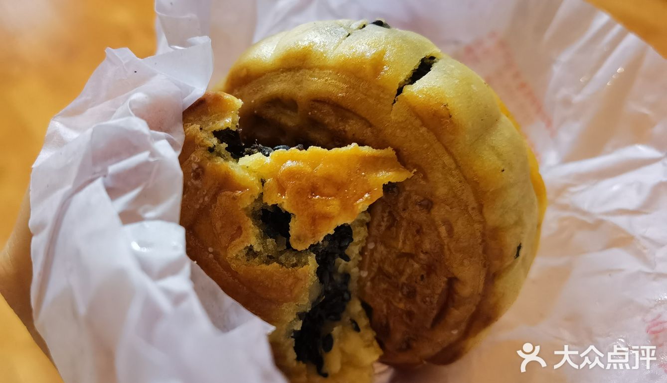 传统月饼/中秋美食/美食推荐/德阳粱记糕点作坊