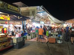 -马林夜市