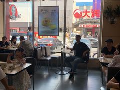 大堂-李先生牛肉面大王(营口大润发店)