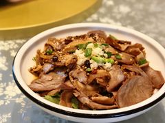 -莲餐厅·湖北菜·潜江小龙虾店(愚园路店)
