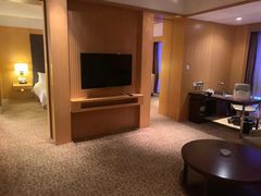 套房-石家庄万象天成假日酒店